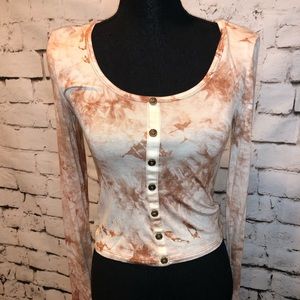 NWT Long Sleeve Brown Tie-Dye ButtonFront Crop Top
